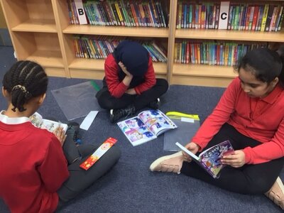 Image of Year 6 (Class 15) - English - Reading Time