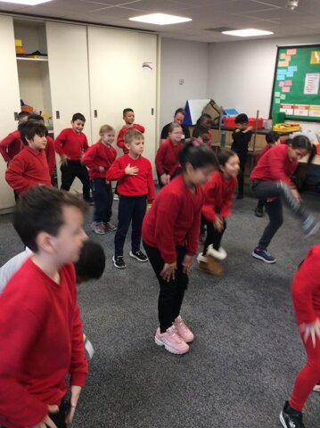 Image of Year 3 (Class 9) - Drama with Lala!