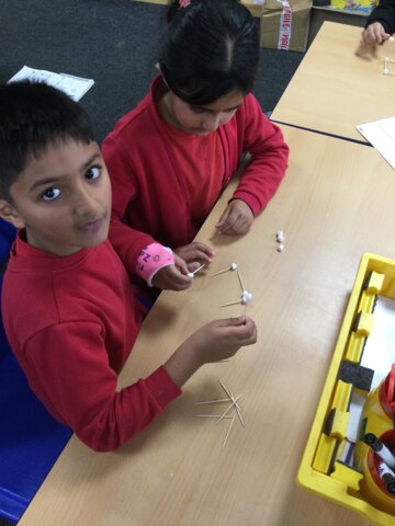 Image of Year 2 (Class 5) - Maths - Edges, Faces and Vertices